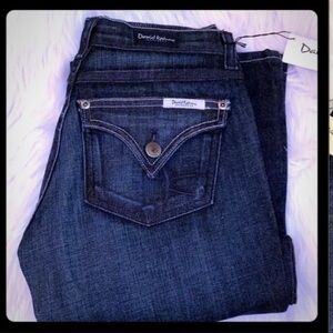 David Kahn Jeans NWT Sze 25